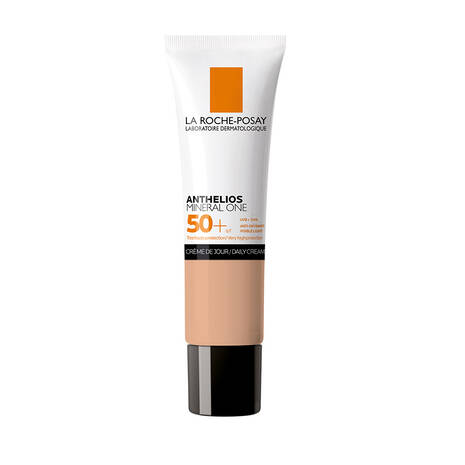 LA ROCHE-POSAY Anthelios Mineral One SPF50 Mattifying Foundation SHADE 03
